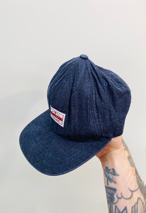 garment image