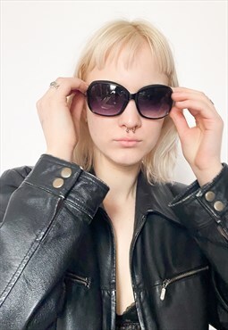 Vintage Y2K iconic oversized sunglasses in black / purple