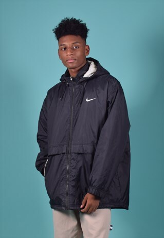 VINTAGE NIKE BLACK COAT