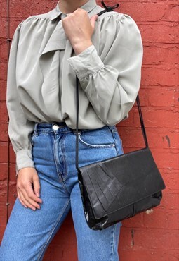 80s Shiny Black Leather Handbag