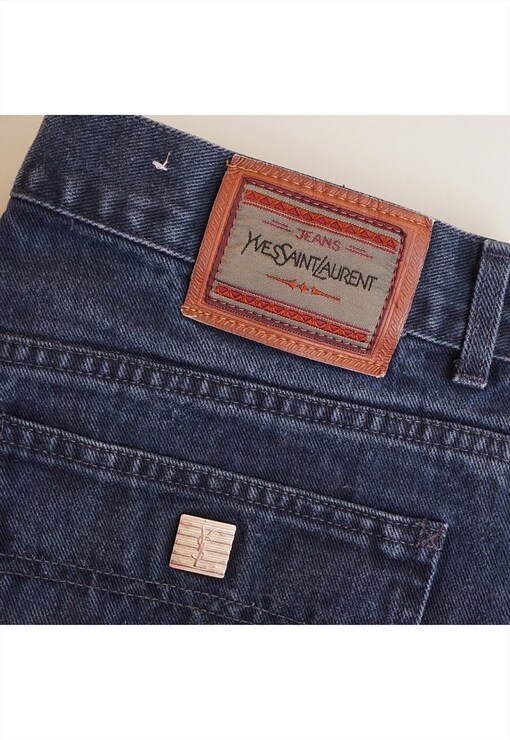 garment image