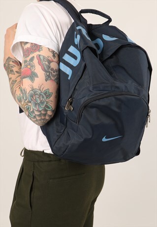 VINTAGE NIKE SLOGAN BACKPACK BAG