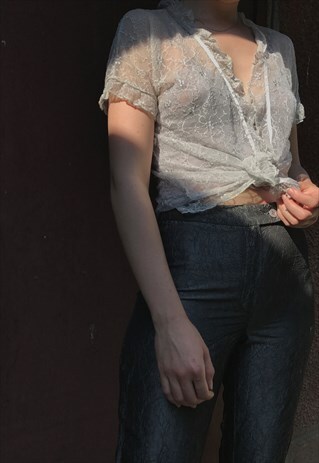 MADE IN ITALY LACE TOP