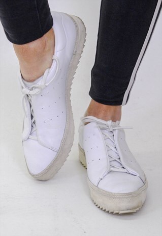 VINTAGE ADIDAS TRAINERS SHOES IN WHITE UK 6