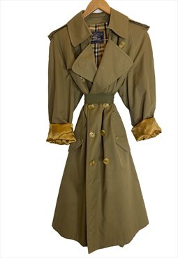 Unisex vintage Burberry trench coat size M