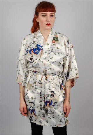 VINTAGE JAPANESE PRINTED KIMONO