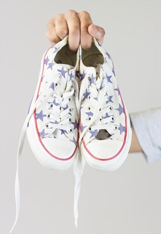 VINTAGE CONVERSE BLUE STAR PATTERNED TRAINERS