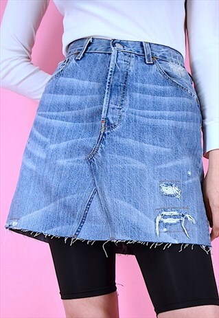 VINTAGE 90S LEVI'S DENIM MINI SKIRT BLUE