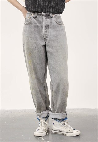 VINTAGE LEVI'S 518 GREY PAINT MOM JEANS