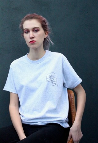 HAND PAINTED UNISEX THREE SKULLS T SHIRT