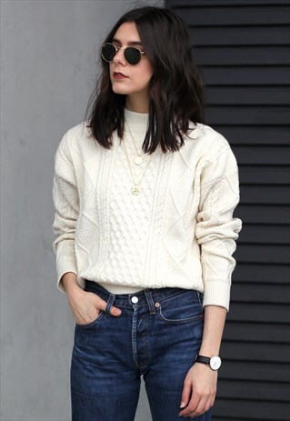 ESSENTIAL CABLE KNIT JUMPER