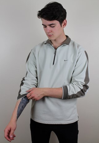 VINTAGE BEIGE NIKE JUMPER