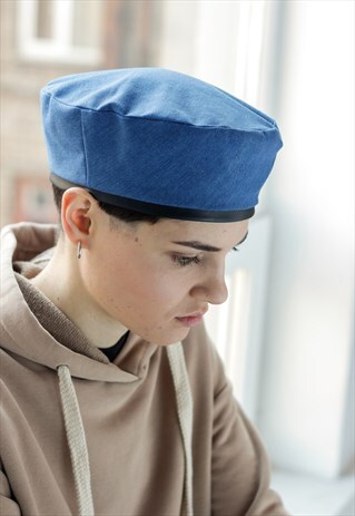 DENIM BERET HAT IN BLUE