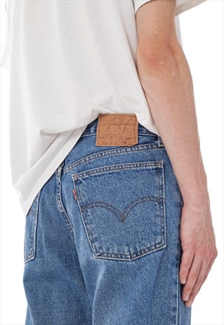 VINTAGE LEVIS JEANS LIGHT WASH CROPPED 80S BLUE