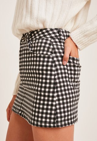 MINISKIRT - BLACK & WHITE CHECKERED PATTERN