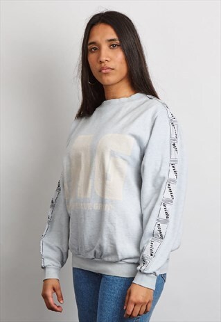 VINTAGE 90'S INVICTA GREY SWEATER