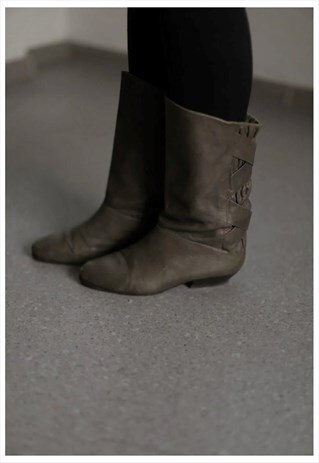 VINTAGE 70'S KHAKI LEATHER ANKLE BOOTS
