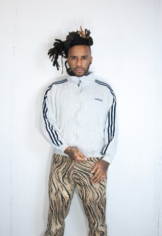 VINTAGE EMBROIDED ADIDAS SWEATSHIRT