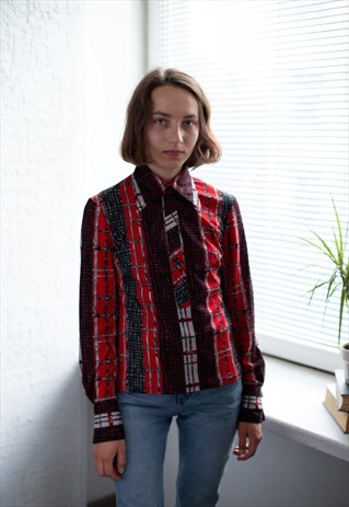 VINTAGE 70'S RED/BLACK PATTERNED TOP