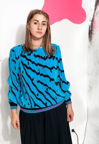 VINTAGE TOP 80S CRAZY PRINT BLOUSE TURQUOISE MICRO-PLEATED