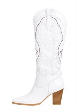 White Embroidered Chunky Heels Boots