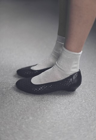 VINTAGE 80'S NAVY WOVEN LEATHER SHOES
