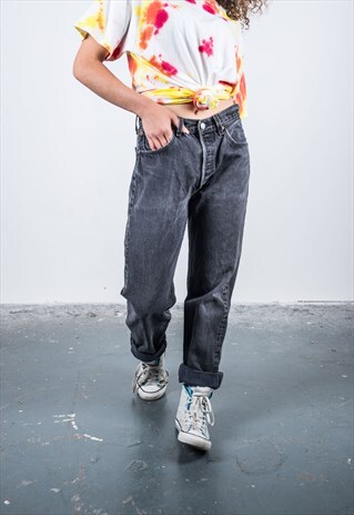 VINTAGE HIGH-WAISTED GREY LEVI'S 501 MOM JEANS