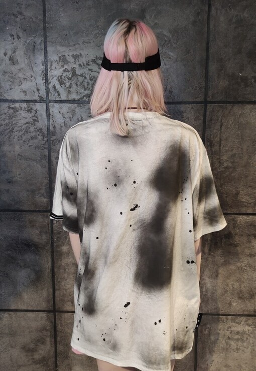 garment image