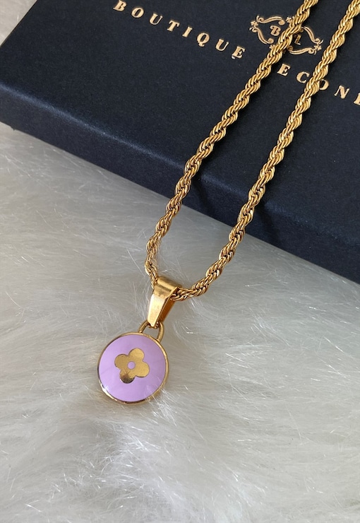 Authentic Louis Vuitton Logo Purple Pendant- Necklace – Boutique SecondLife