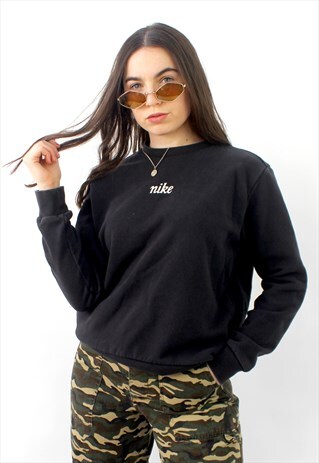 90'S RETRO BLACK EMBROIDERED SWEATSHIRT