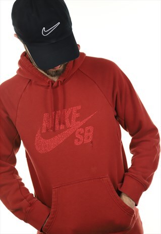 VINTAGE NIKE SB HOODIE RED