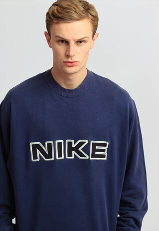 VINTAGE NIKE SWEATSHIRT