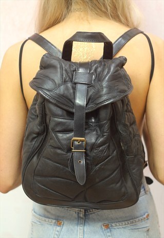 1990S VINTAGE JET BLACK REAL LEATHER BACKPACK