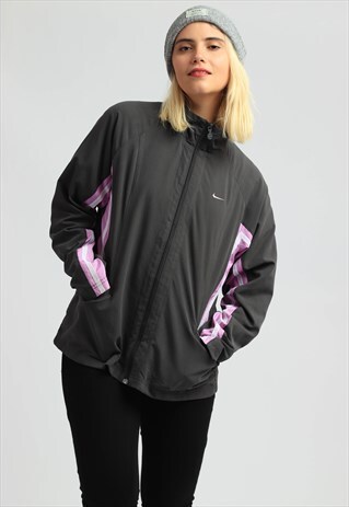 VINTAGE NIKE SHELL JACKET