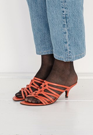 90's Vintage strapped kitten heel sandals in blood orange