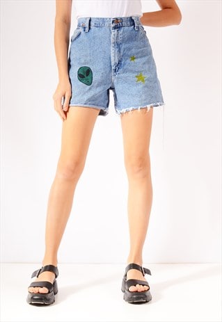 VINTAGE WRANGLER CUT-OFF DENIM SHORTS MID BLUE