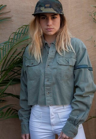 KHAKI TRIM CROP VINTAGE SHIRT