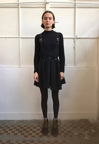 VINTAGE 90' OLDSCHOOL COOL CUTE MINI BLACK DRESS