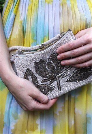 VINTAGE 1940S GLASS INTRICATE BEADED BRIDAL EVENING HANDBAG