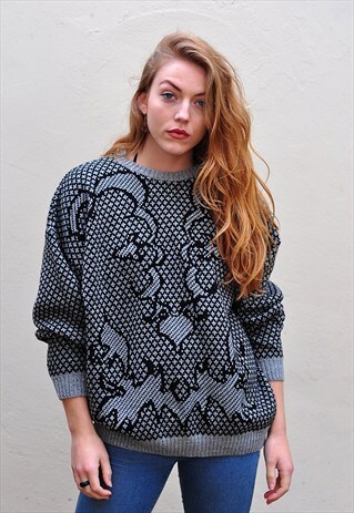 VINTAGE SILVER & BLACK SPARKLY METALLIC JUMPER