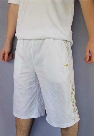 VINTAGE FILA SHORTS IN WHITE WITH POCKETS, EMBROIDERED LOGO