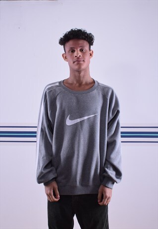 GREY NIKE EMBROIDERED SWEATSHIRT
