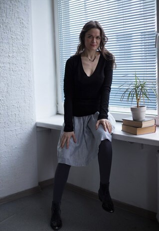VINTAGE 90'S BLACK V-NECK LONG SLEEVES JUMPER