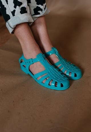 VINTAGE 90S BLUE JELLY SANDALS