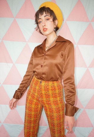 VINTAGE REVIVAL 70S BROWN / BRONZE SATIN DAGGER COLLAR SHIRT