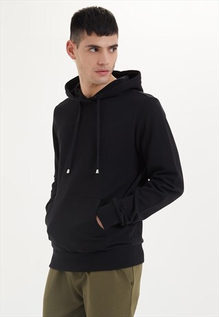 ESSENTIALS ORGANIC COTTON HOODIE IN BLACK