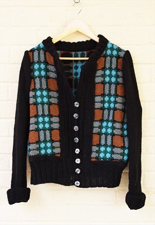 VINTAGE CARDIGAN IN BLACK & GEOMETRIC PATTERN GRANNY KNIT