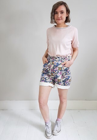 VINTAGE 90'S LIGHT PINK KNIT TOP W/ BLACK AND WHITE COLLAR