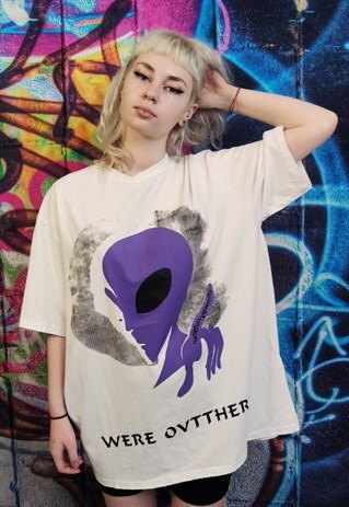 ALIEN PRINT TEE UFO GRAFFITI T-SHIRT X-FILES TOP IN WHITE
