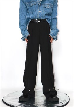 Metal-button Accent Pants in Black